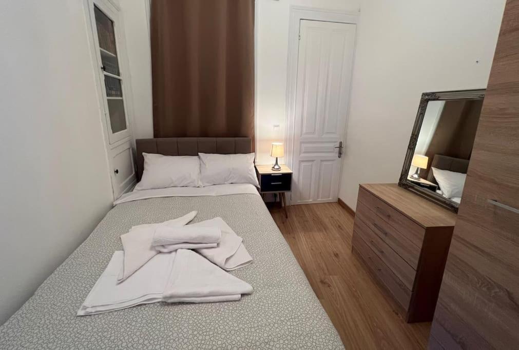 Madame Parisienne Villa Nafpaktos Bagian luar foto